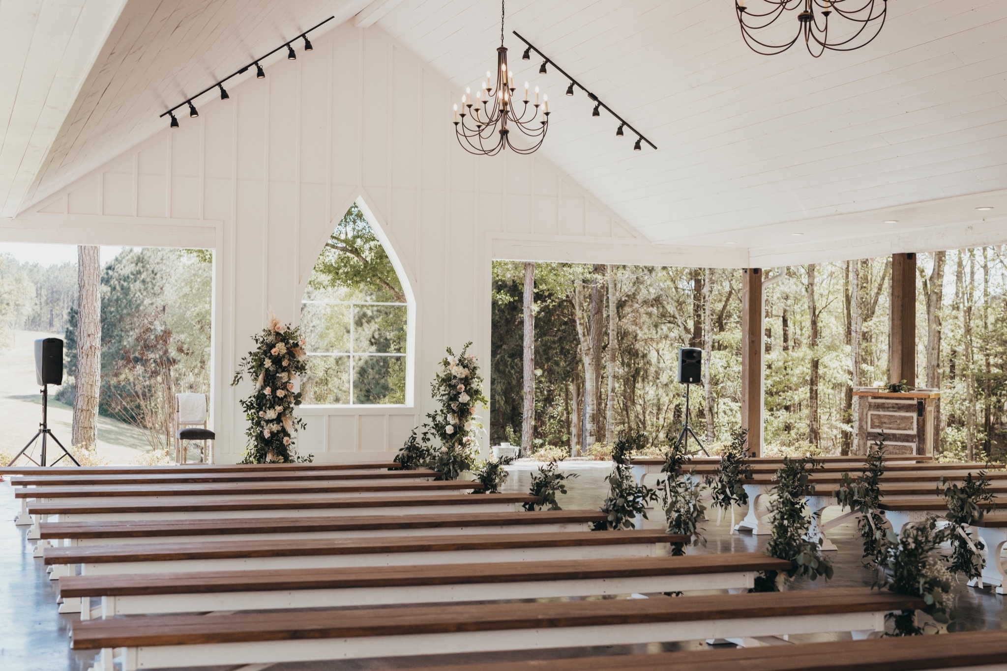 Tyler tx Wedding Floral Aisle Markers